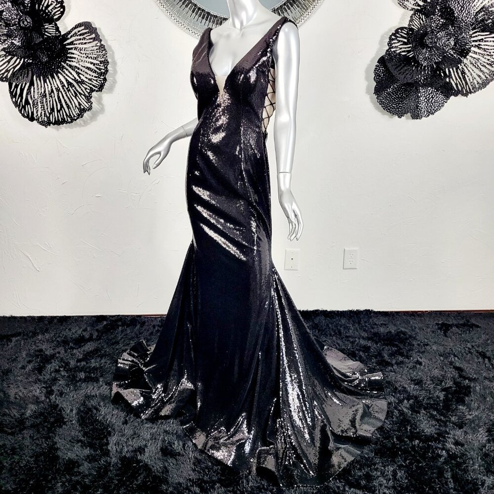 NWT~$595~AVA PRESLEY~SZ 6~BLACK SEQUIN PROM PAGEANT MERMAID FORMAL DRESS
